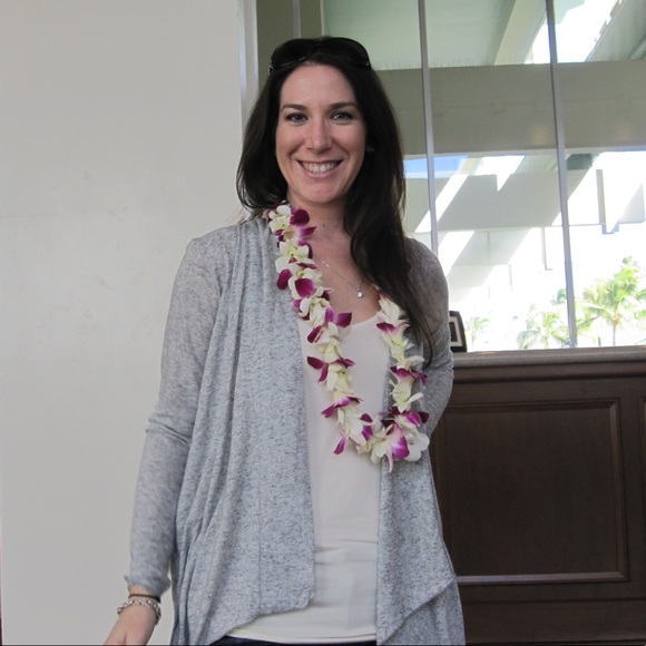 ๐ Meet your Posher, Rachel! ๐ - Picture 4 of 7